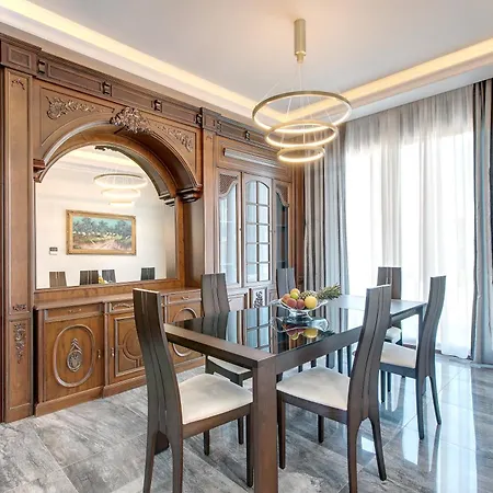 Epavli Alexandros Luxury *