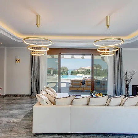 Epavli Alexandros Luxury Vourvourou