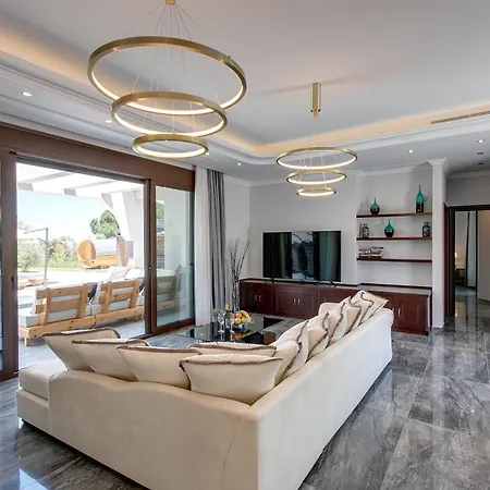 Villa Epavli Alexandros Luxury Vourvourou