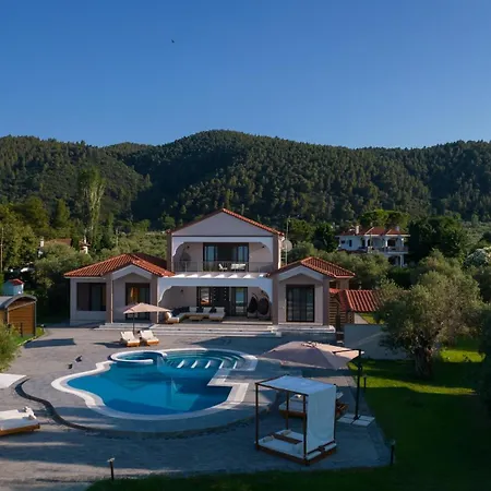 Villa Epavli Alexandros Luxury *