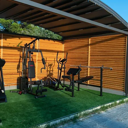 Epavli Alexandros Luxury Vourvourou