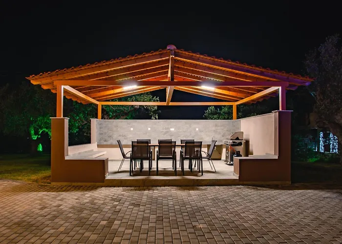 Epavli Alexandros Luxury * Vourvourou