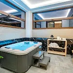 Epavli Alexandros Luxury Βίλα Βουρβουρού