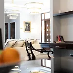 Epavli Alexandros Luxury *
